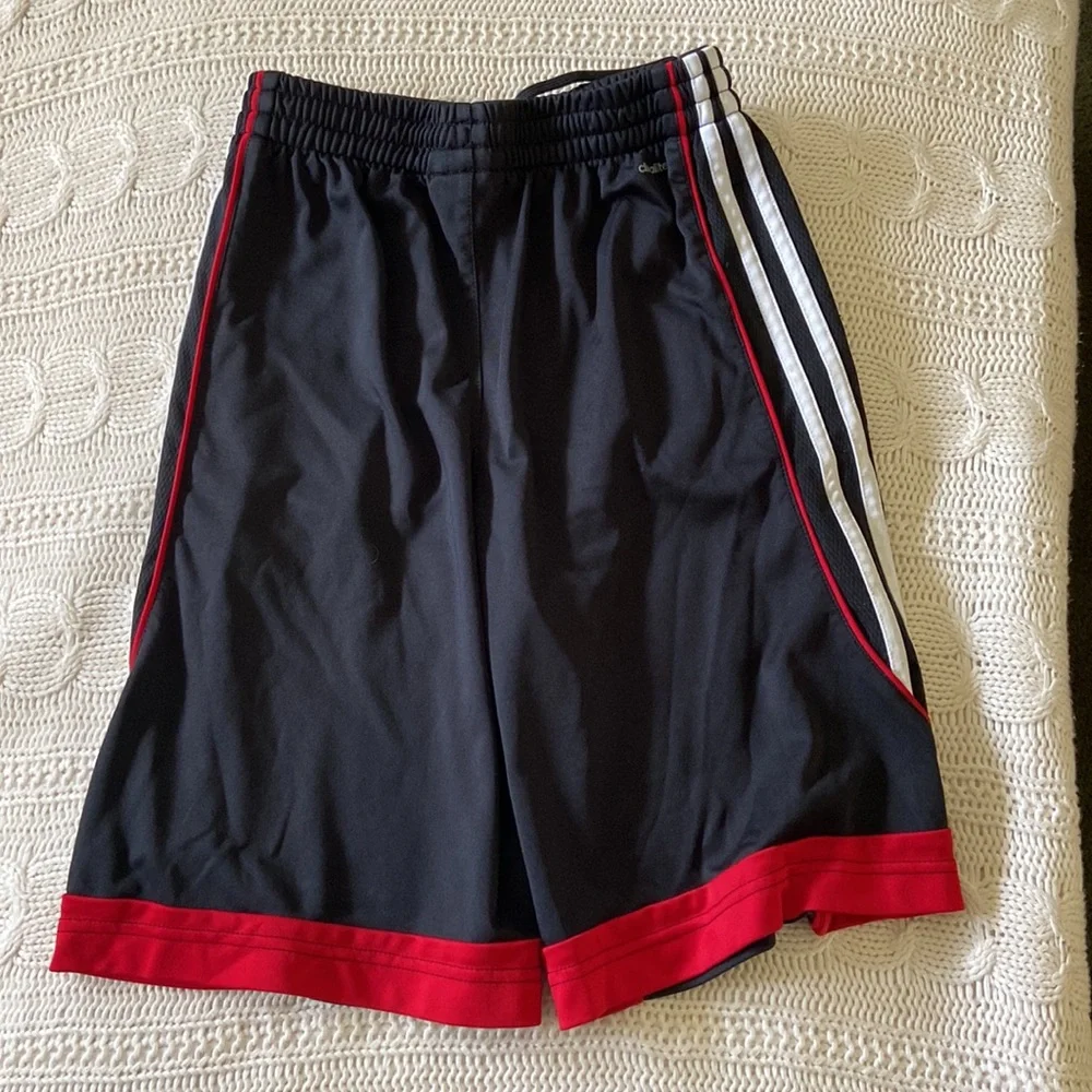 Adidas Black & Red Pull on Elastic waistband Athletic shorts size M (10/12)